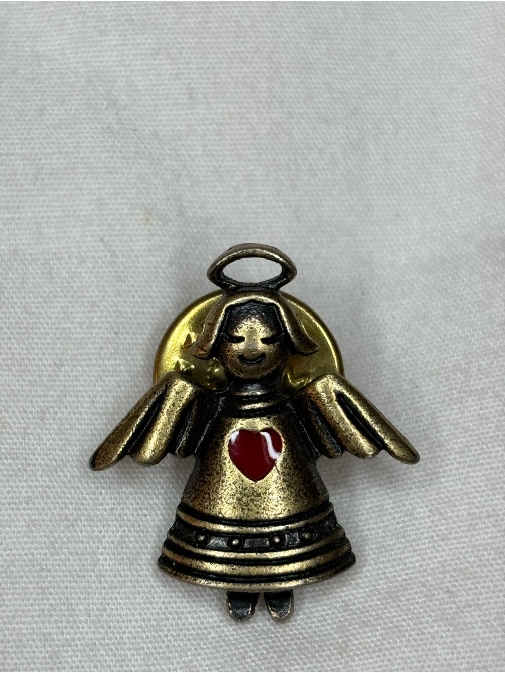 vintage Jonette Jewelry Co. JJ angel pin with red heart